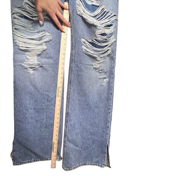 Good American The Khloé Jean super high rise distressed size 12 - Picture 4 of 9